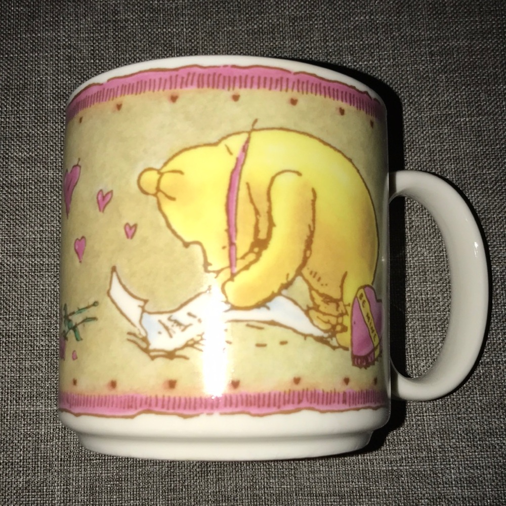 Classic pooh Valentine coffee mug